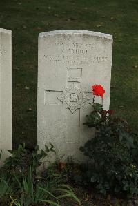 Philosophe British Cemetery Mazingarbe - Bridge, S