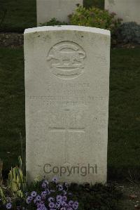 Philosophe British Cemetery Mazingarbe - Brown, A M