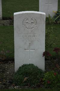 Philosophe British Cemetery Mazingarbe - Brown, C H
