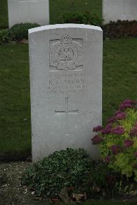 Philosophe British Cemetery Mazingarbe - Brown, Robert George