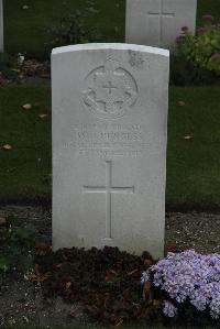 Philosophe British Cemetery Mazingarbe - Burgess, W J