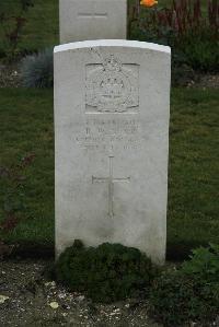 Philosophe British Cemetery Mazingarbe - Burr, B W