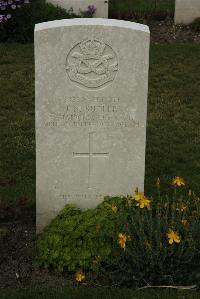 Philosophe British Cemetery Mazingarbe - Butler, Joseph Norman