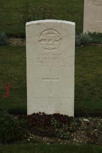 Philosophe British Cemetery Mazingarbe - Chambers, Frederick