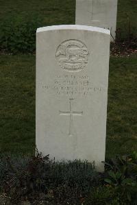 Philosophe British Cemetery Mazingarbe - Channer, W