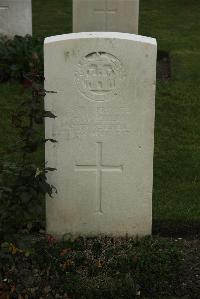 Philosophe British Cemetery Mazingarbe - Childs, H C
