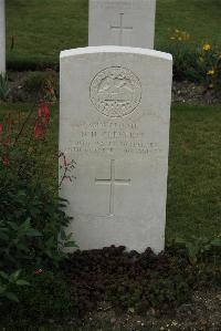 Philosophe British Cemetery Mazingarbe - Cleverly, Nathaniel Henry