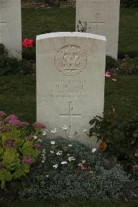 Philosophe British Cemetery Mazingarbe - Cole, Harold William