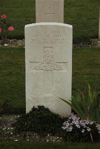 Philosophe British Cemetery Mazingarbe - Constable, William