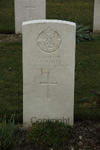 Philosophe British Cemetery Mazingarbe - Costello, T