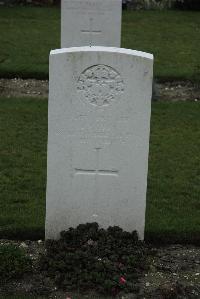 Philosophe British Cemetery Mazingarbe - Coyle, J