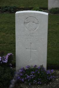 Philosophe British Cemetery Mazingarbe - Curry, J