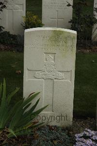 Philosophe British Cemetery Mazingarbe - Dabson, W J