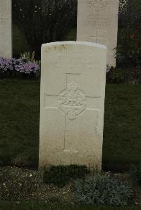 Philosophe British Cemetery Mazingarbe - David, D W
