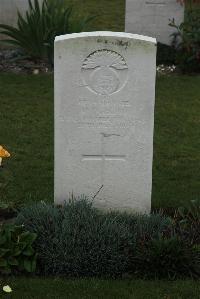 Philosophe British Cemetery Mazingarbe - Dorgan, M