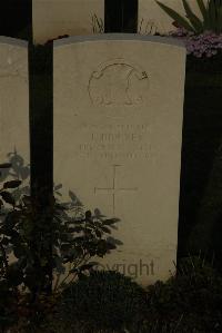 Philosophe British Cemetery Mazingarbe - Downey, J