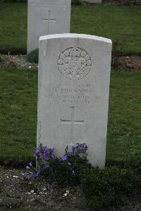 Philosophe British Cemetery Mazingarbe - Dunwoody, J