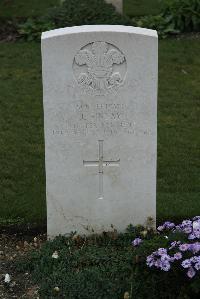Philosophe British Cemetery Mazingarbe - Finlay, J