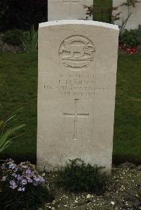 Philosophe British Cemetery Mazingarbe - Flamson, E