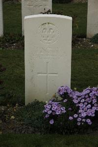 Philosophe British Cemetery Mazingarbe - Flint, F E