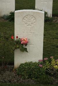 Philosophe British Cemetery Mazingarbe - Fowkes, W