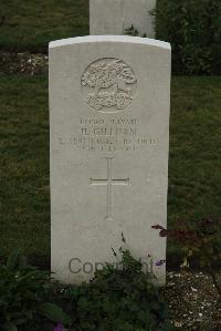 Philosophe British Cemetery Mazingarbe - Gillham, H