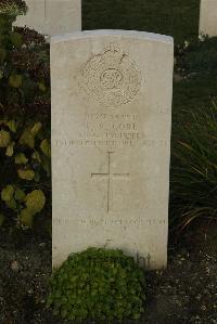 Philosophe British Cemetery Mazingarbe - Gore, Leonard Victor