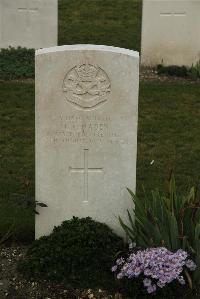 Philosophe British Cemetery Mazingarbe - Haden, J E