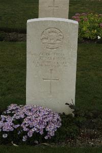 Philosophe British Cemetery Mazingarbe - Harrison, A