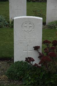 Philosophe British Cemetery Mazingarbe - Harvey, E J W