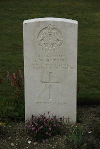 Philosophe British Cemetery Mazingarbe - Hawkins, Ernest William