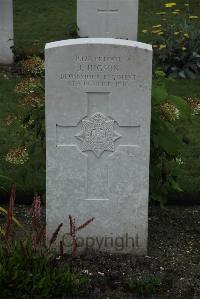 Philosophe British Cemetery Mazingarbe - Higson, J