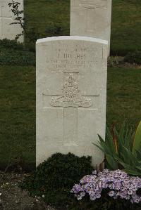 Philosophe British Cemetery Mazingarbe - Hughes, J