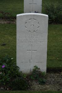 Philosophe British Cemetery Mazingarbe - Ingram, Charles