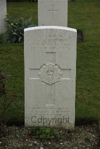 Philosophe British Cemetery Mazingarbe - Jacobs, Frank Harold
