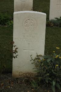 Philosophe British Cemetery Mazingarbe - James, B
