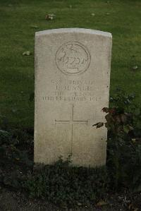 Philosophe British Cemetery Mazingarbe - Jenner, J