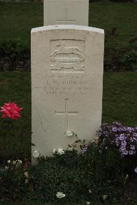 Philosophe British Cemetery Mazingarbe - Johnson, Joseph W.