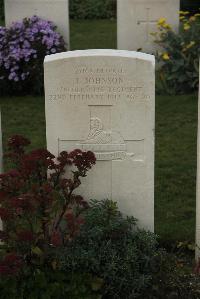 Philosophe British Cemetery Mazingarbe - Johnson, J