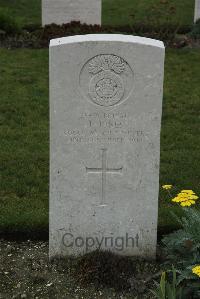 Philosophe British Cemetery Mazingarbe - Jones, John