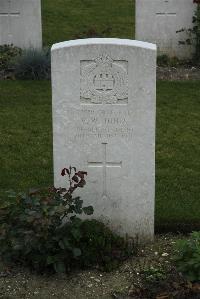 Philosophe British Cemetery Mazingarbe - Jones, V W