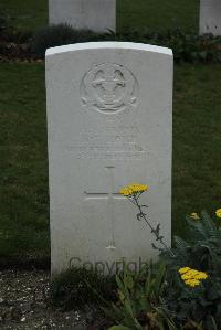 Philosophe British Cemetery Mazingarbe - Joyce, H T