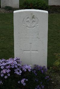 Philosophe British Cemetery Mazingarbe - Jury, T