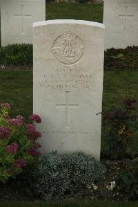 Philosophe British Cemetery Mazingarbe - Knapman, C C T