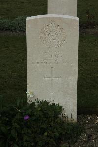Philosophe British Cemetery Mazingarbe - Lloyd, Joseph