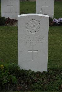 Philosophe British Cemetery Mazingarbe - Lonergan, E A W