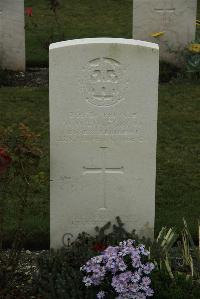 Philosophe British Cemetery Mazingarbe - Lovegrove, William Walter