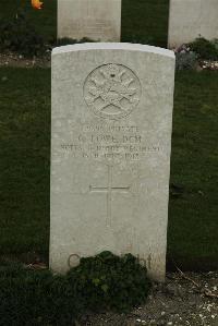 Philosophe British Cemetery Mazingarbe - Lowe, G
