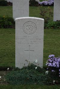 Philosophe British Cemetery Mazingarbe - MacCormick, Alexander Campbell