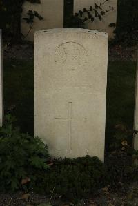 Philosophe British Cemetery Mazingarbe - MacKenzie, A